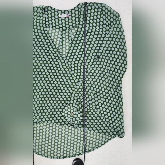 Kut from the Kloth Green Polka-dot Wrap Blouse Women's Size Medium Semi-Sheer - Picture 5 of 6